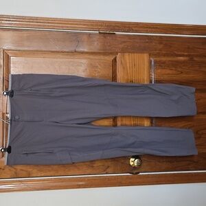 Columbia Womans Charcoal Cargo Pants Sz 16/48 EUC